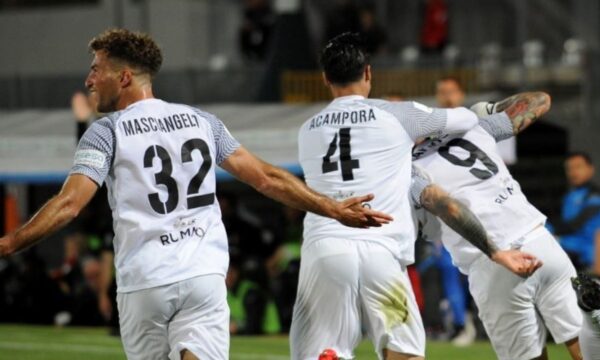 Ascoli Benevento 0-1 Decide un goal di Lapadula